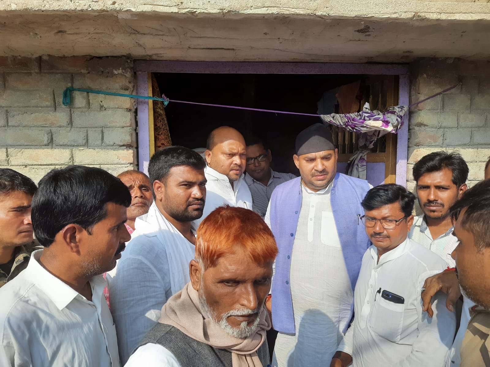 GPOLAGANJ ME JAHRILI SHARAB SE 3 KI MAUT