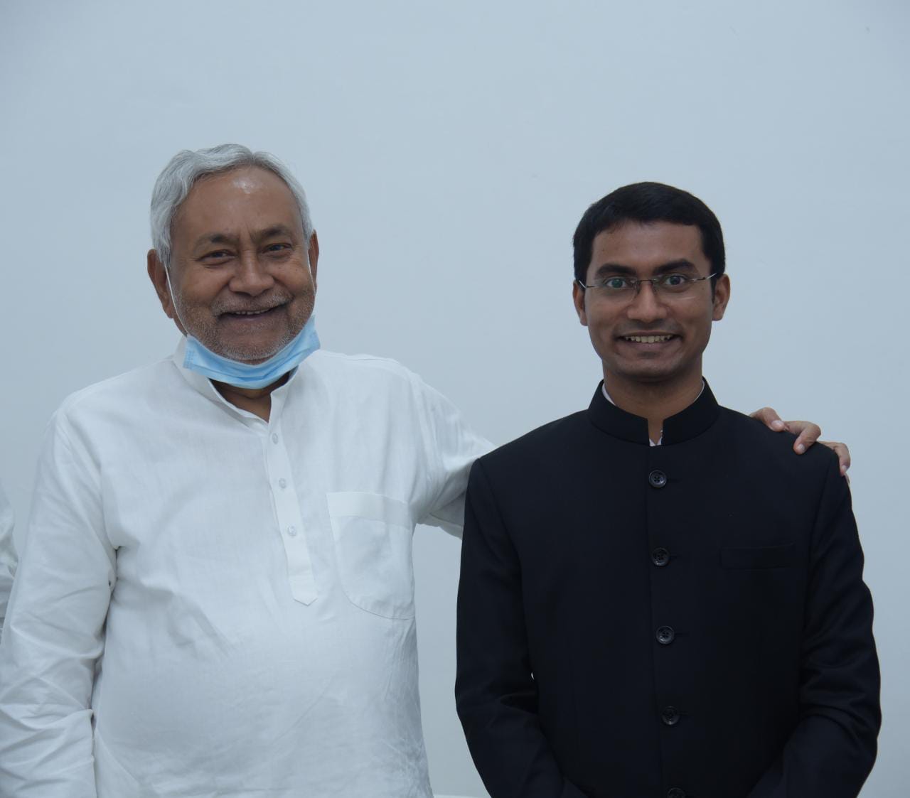 UPSC TOPPER SUBHAM NE CM NITISH SE KI MULAKAT