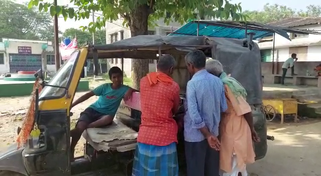 NASHA KRANE KE BAAD YOVAK KI NIRMMAM HATYA