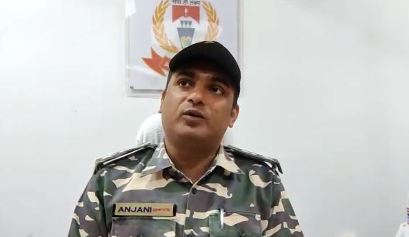 5 lakh reward naxalite arrested Big success before Maoists' 'Jharkhand Bandh'