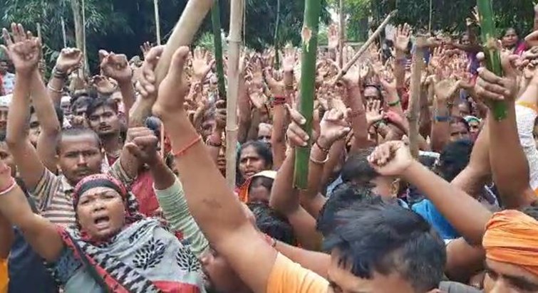 Chief candidate's brother missing in Gopalganj furious demonstration with sticks
