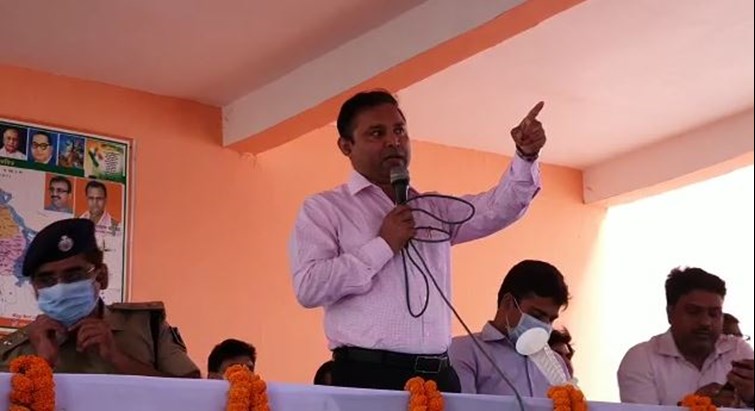 Panchayat election preparations completed in Gopalganj DM gave guidelines, voting will be held in Hathua block tomorrow
