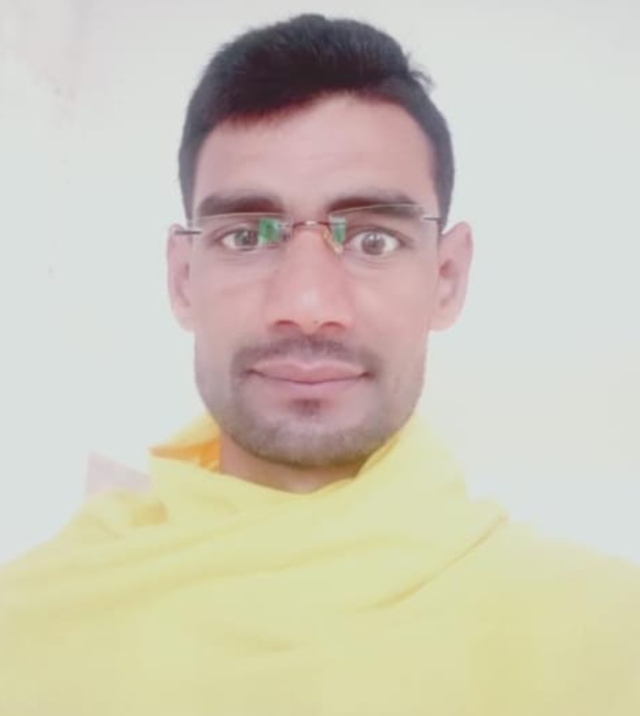 SP KE GHAR ME SIPHAI NE KIYA SUCIDE