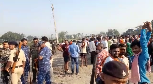 BHOJPUR ME BAGAN KI CHAPET ME AANE SE 4 MAHILA KI DARDNAK MAUT