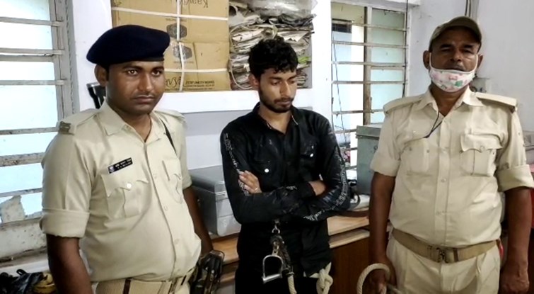payar me pagal patni ne premi sang milkar pati ki nirmam hatya kar hue farar