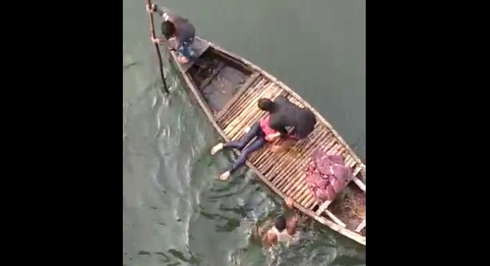 ladki ne lagai koshi me chhalang 