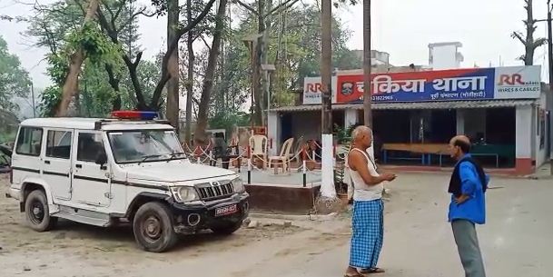 motihari me police apradhiyon ke beech muthbhed 