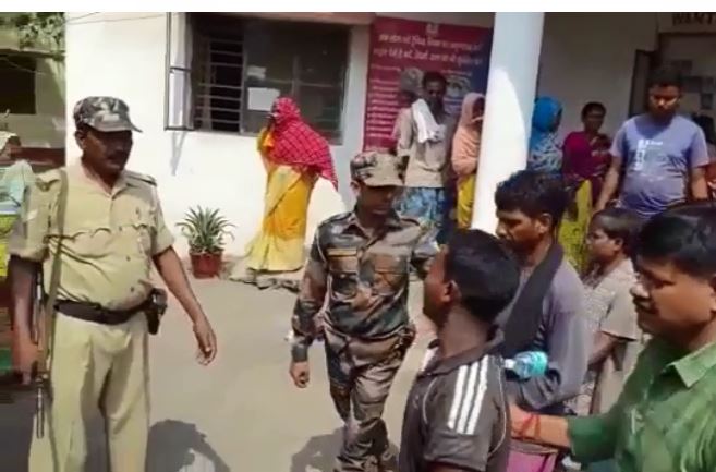 police ki bari  karwai 