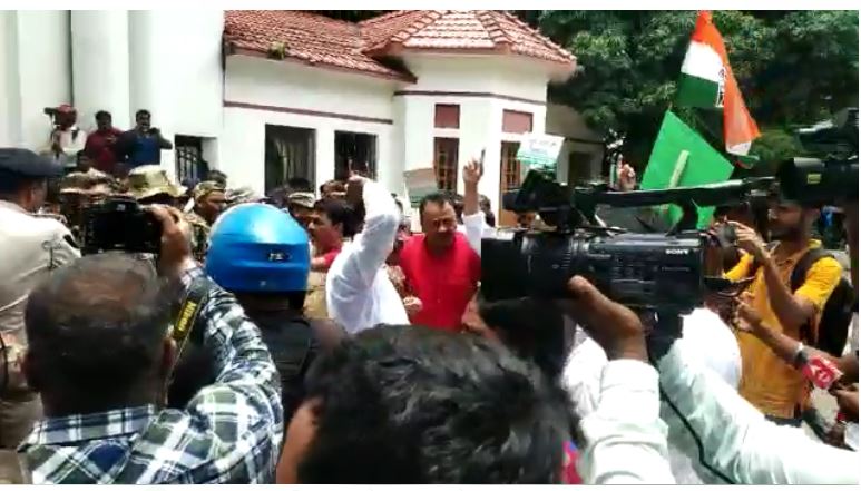 congress ka halla bol  