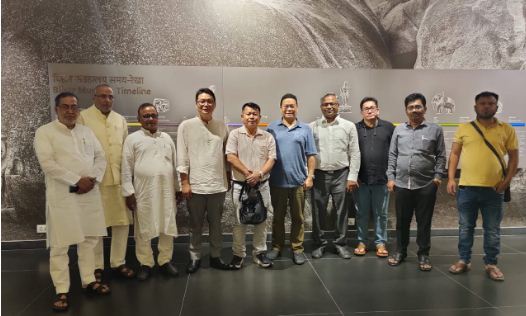 nitish ki kalpanasheelta dekh huye gadgad 