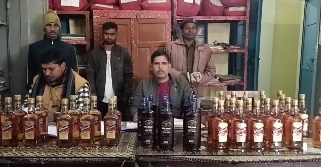 train se baramad hui sharab ki badi khenp 