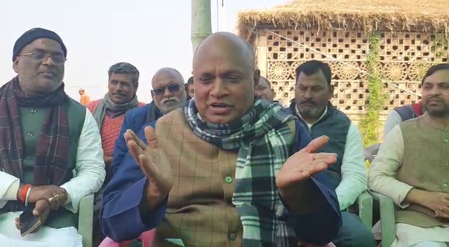Rcp singh ne pm modi ki tarif ke saath cm nitish per sadha nisana.