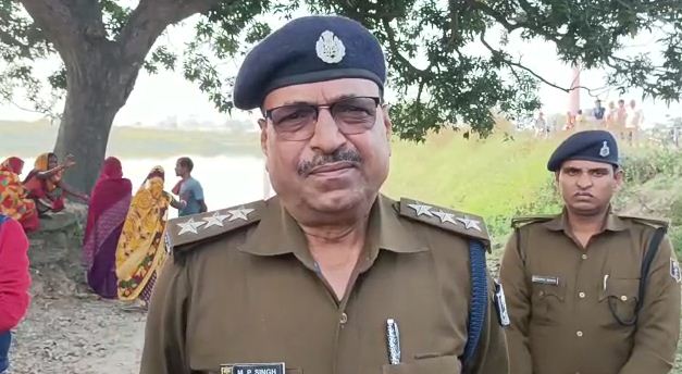 ek aur bahoo chadhi dahej ki bhent 