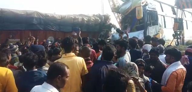 NH-2 par bda sadak hadsa 