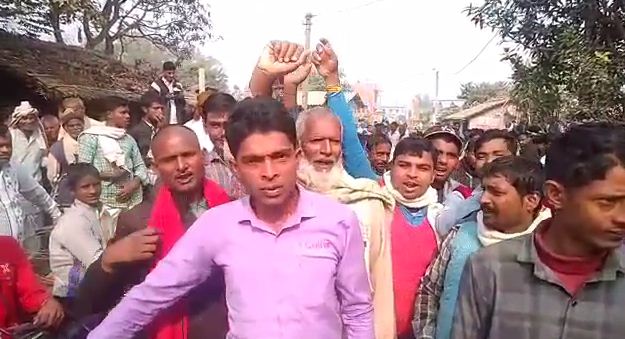 uriya khad ki killat se kisan pareshan 