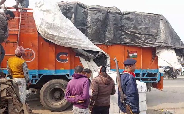 muzaffarpur me sharab ki badi khep baramad 