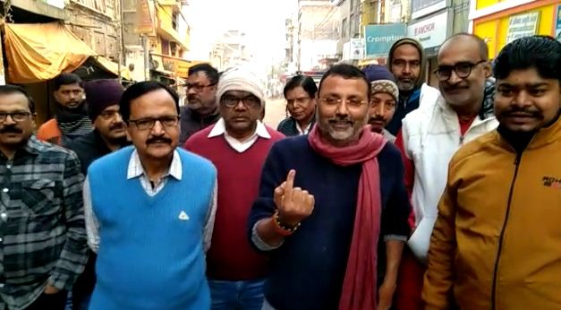 godda ke sansad ne bhagalpur me dala vote 