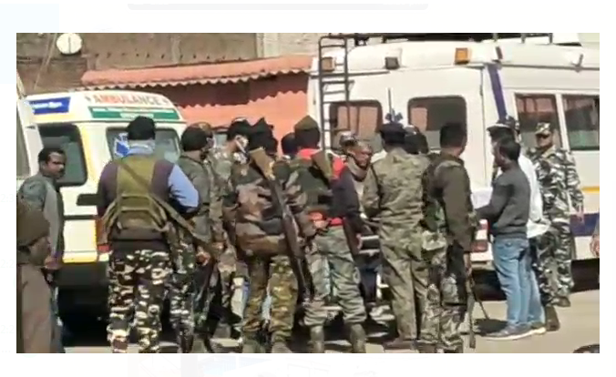 police -naxali muthbher  maamala