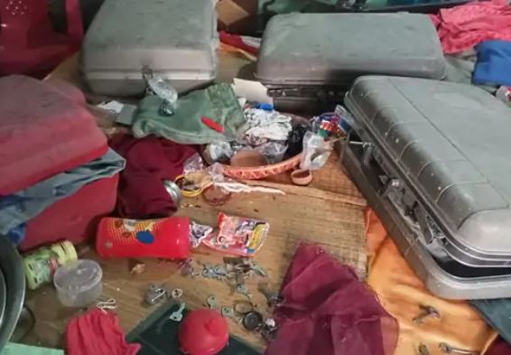 EX CM KE GHAR SE LAKHO KI CHORI