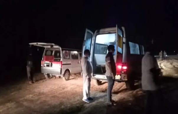 aurangabad me naksaliyon ne kiya IED blast 