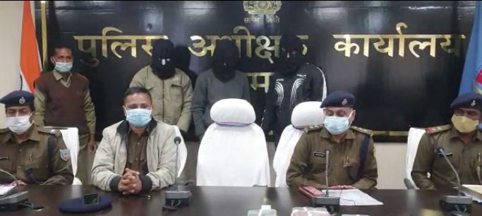 dumka me 3 cyber criminal arest 