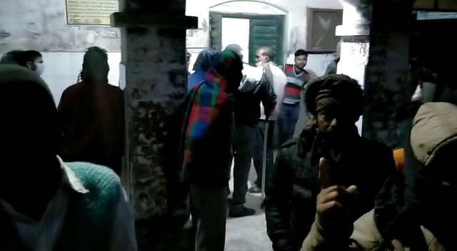 SUPAUL ME ACID ATTACK ME DO MAHILA SAMET TIN JHULSE
