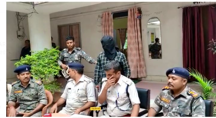 police ke hathe  charha aparaadhi 