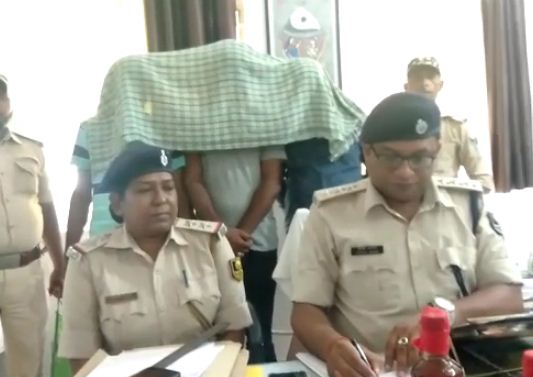 madhubani me sharab syndicate ka bhandafod 