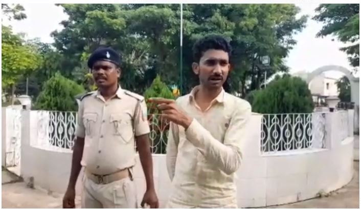 apaharan ke aaropi giraffataar 