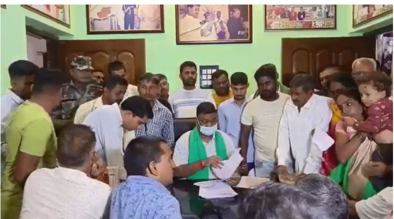 sahaayak police karmiyo ko sarkaar degi saugaat 