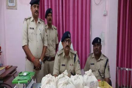 7 CARORE KA 32 KG  CHARAS BARAMAD.TASKAR BHI HUA GIRAFTAR.