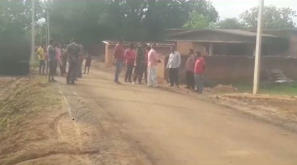 bhumi vivad me pujari ki hatya 