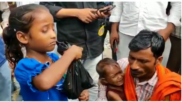 railway track per facne ka aarop 