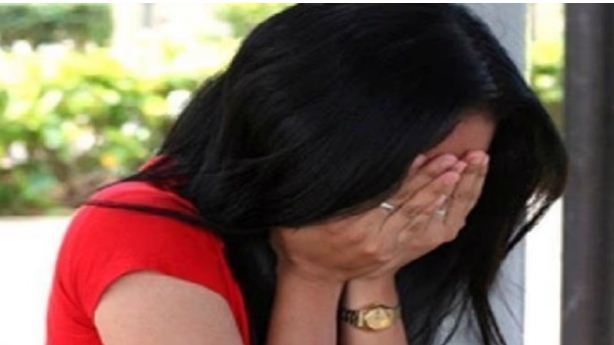 mahila ne kiya yuwati ka duskarm 