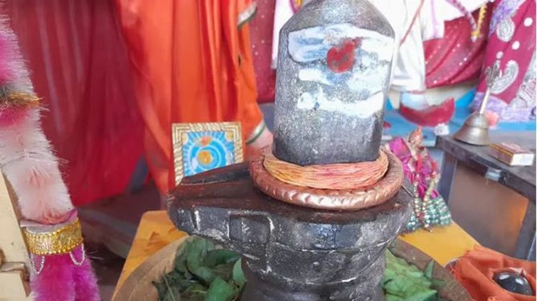 bihar me mila 500 saal purana shivling 