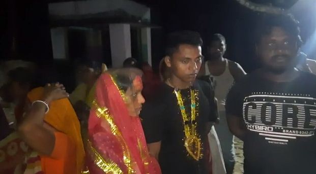 jungle me mangal pda bhaari 