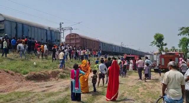 train me aag lagne me macha harkamp.