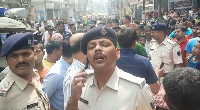patna me tabartoor firing...sadk per utre aakroshit.