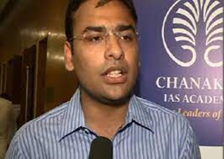 BIHAR ME 13 DM aUR 5 SP KE SAATH KAYE IAS AUR IPS KA TABADLA.