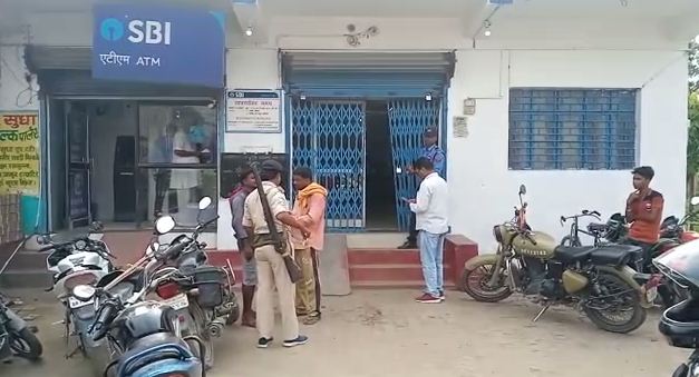 swa crore ka sona bank locker se gayab 