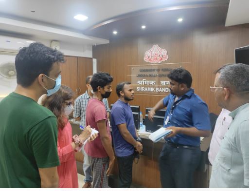 rajya sarkaar ke prayaso ki sarahna 