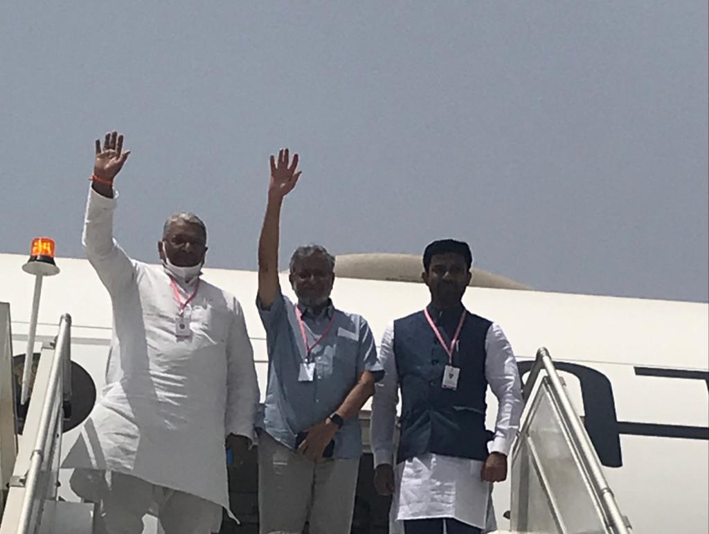 uprashtrapati ke sath shushil modi videsh daure par rawana