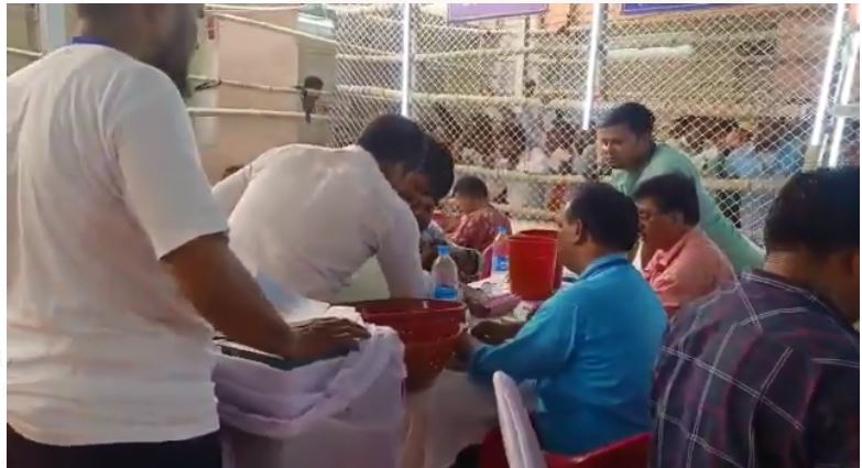 pratyashiyo ke kishmat ke taale khulne lage 