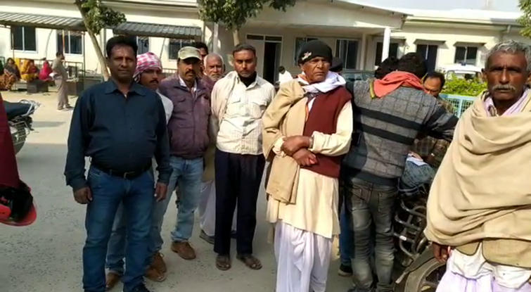 two dead including son returning after cremation of father in khagaria.