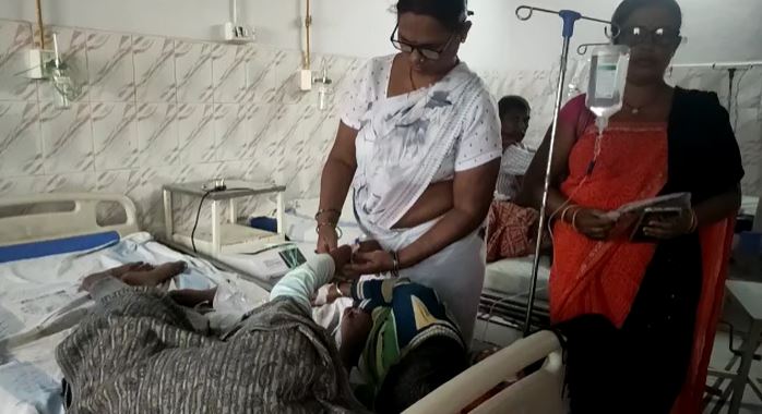 madhepura me shadi ka bhoj khakar sau bimar 