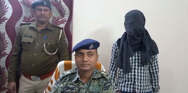 police ke hath aaya hardcore naksali 