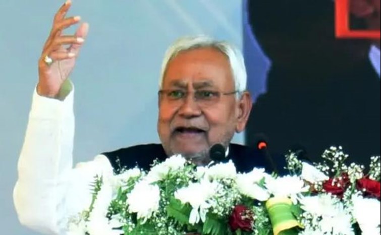 nasha mukti diwas par adhikariyon ka samman 