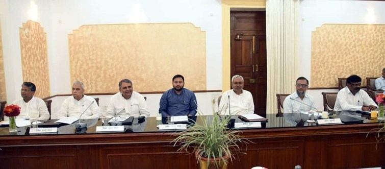 Nitish cabinet ki meeting me kaye prastav per lagegi muhar.