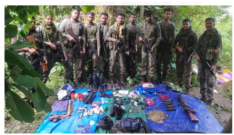 jawano ko bhari parata dekh bhage maaowadi 