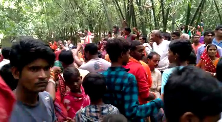 durgapuja ki khushi matam me badli..